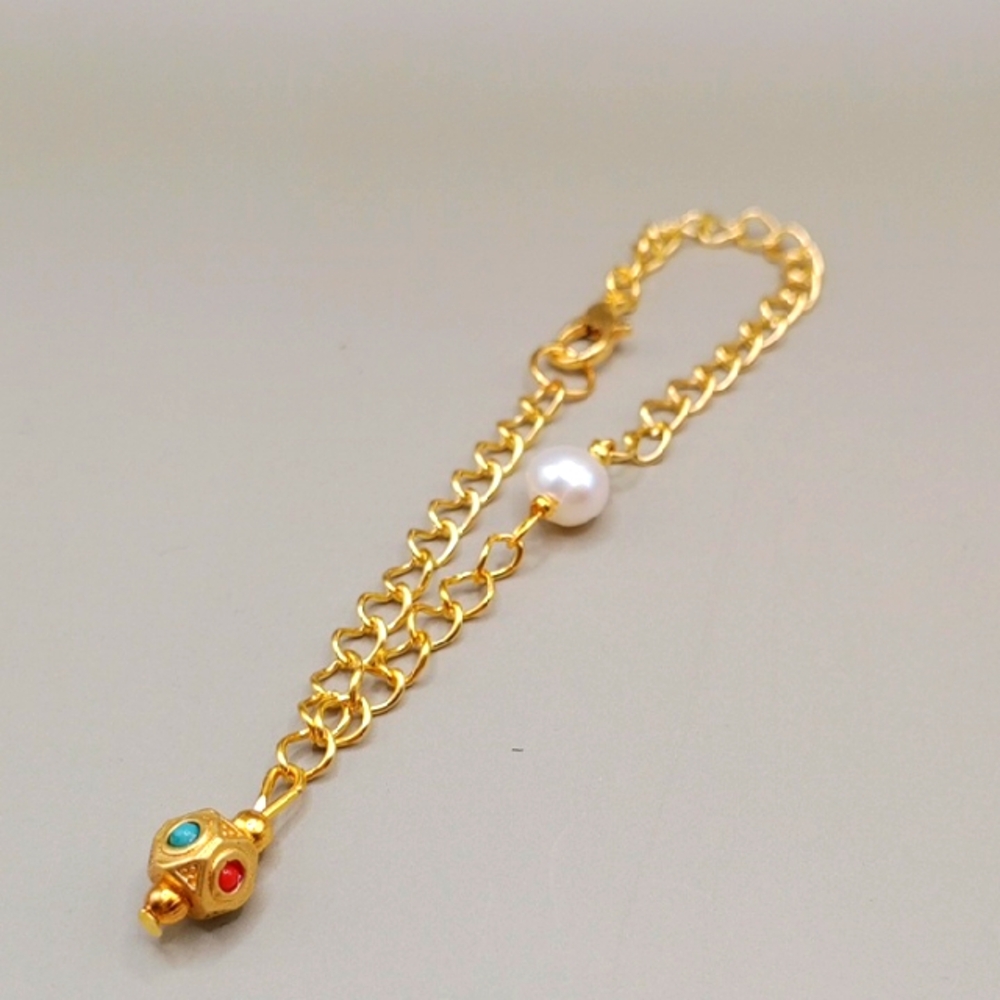 Hand Made 💕 Elegant Gold Bracelet with Pearl and Multicolor Accents